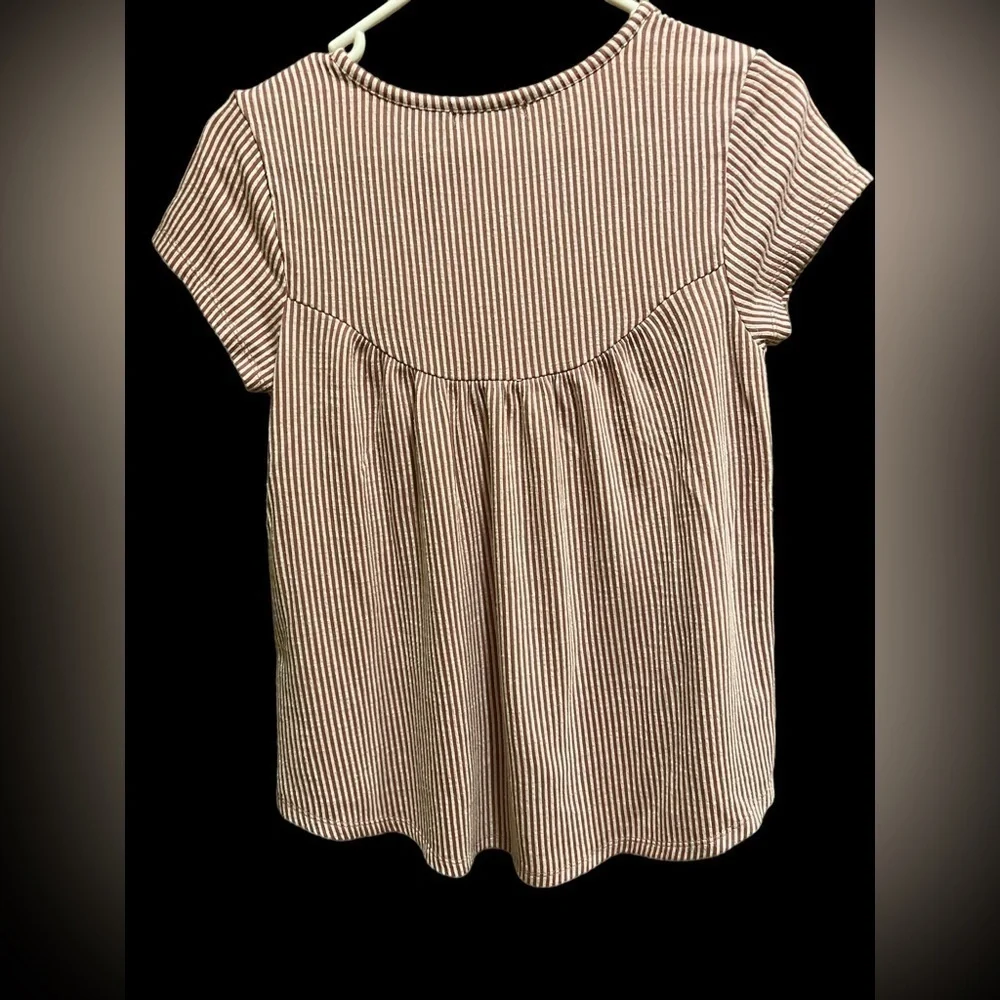 Retrology Maroon and White Striped Tee Sz PS - Picture 2 of 5